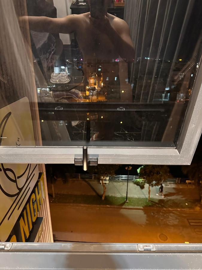 Mid Night Hotel Can Tho Bagian luar foto