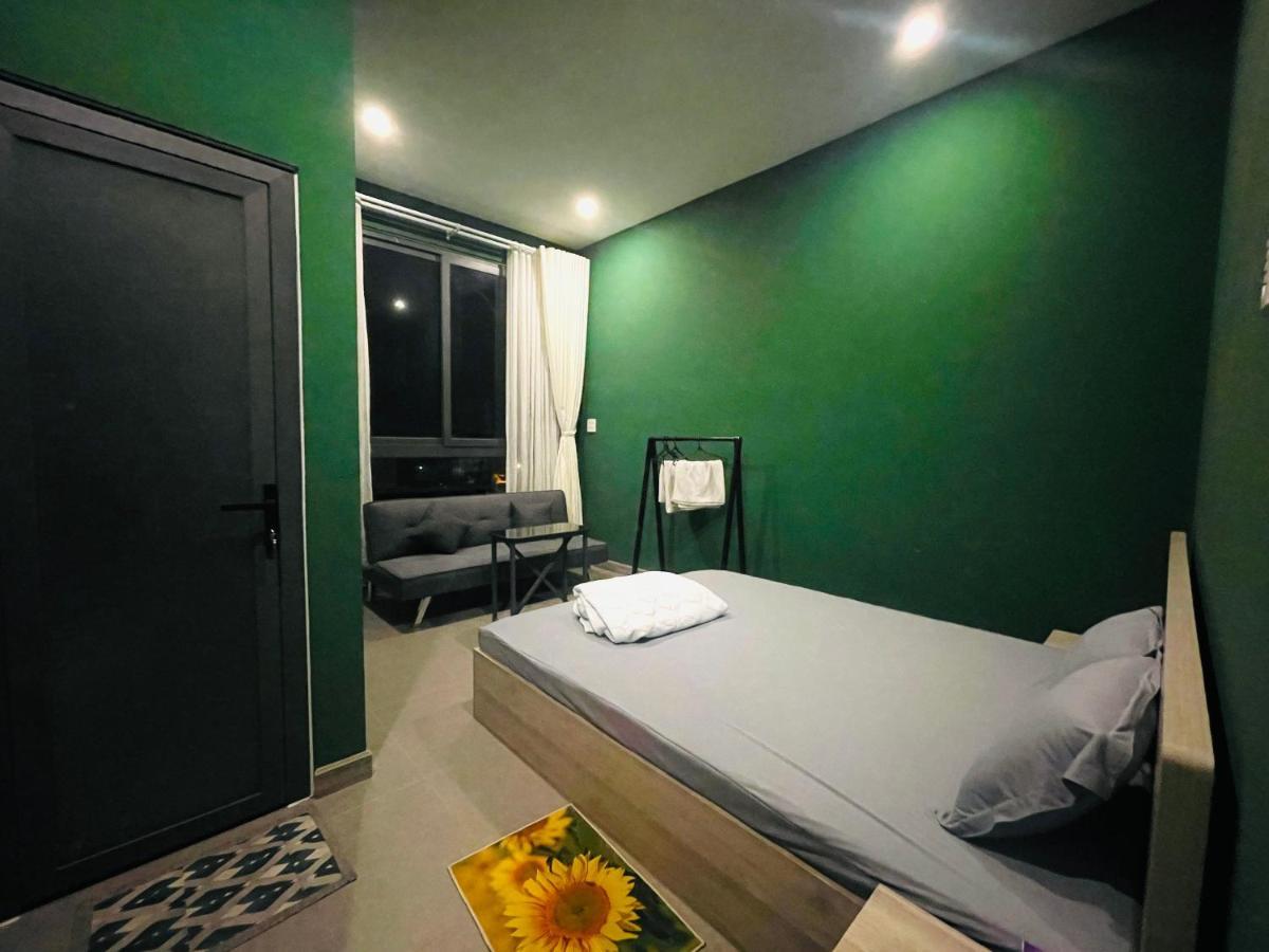 Mid Night Hotel Can Tho Bagian luar foto
