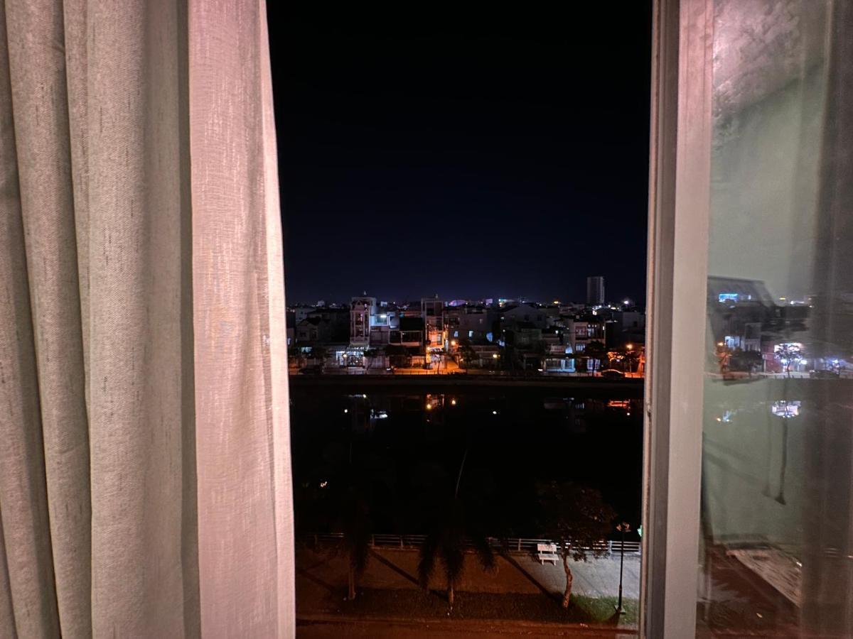 Mid Night Hotel Can Tho Bagian luar foto