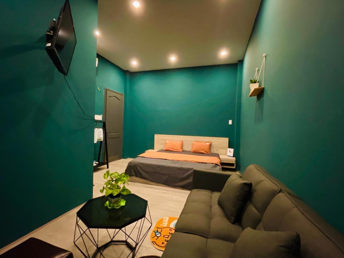 Mid Night Hotel Can Tho Bagian luar foto