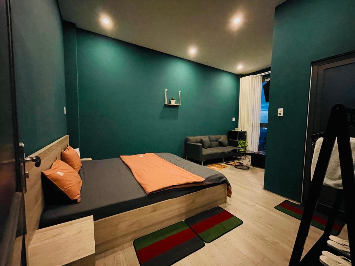 Mid Night Hotel Can Tho Bagian luar foto
