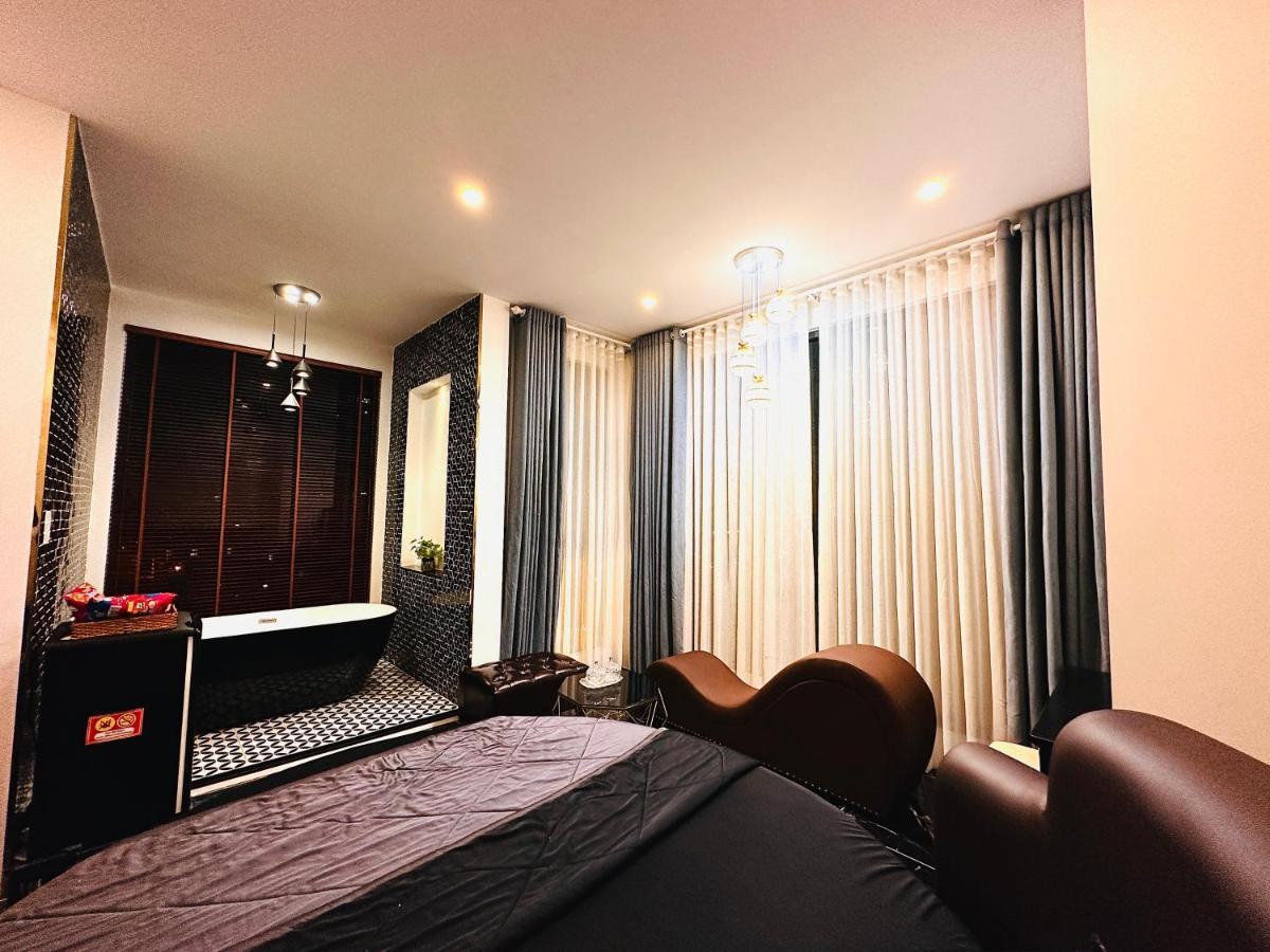 Mid Night Hotel Can Tho Bagian luar foto